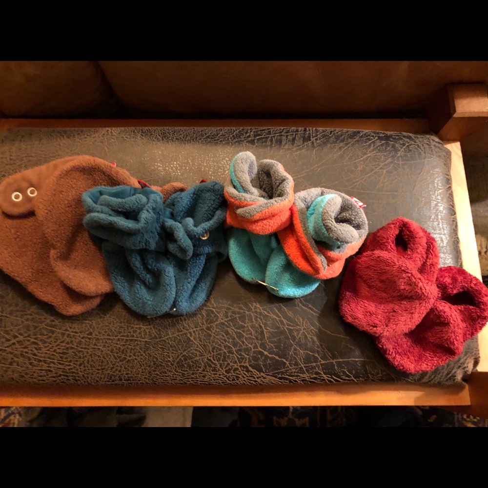 Baby warm slipper boots non walking size 6-12mo